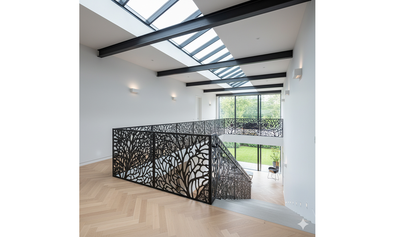 Barandales y vallas en corte láser que combinan seguridad y funcionalidad